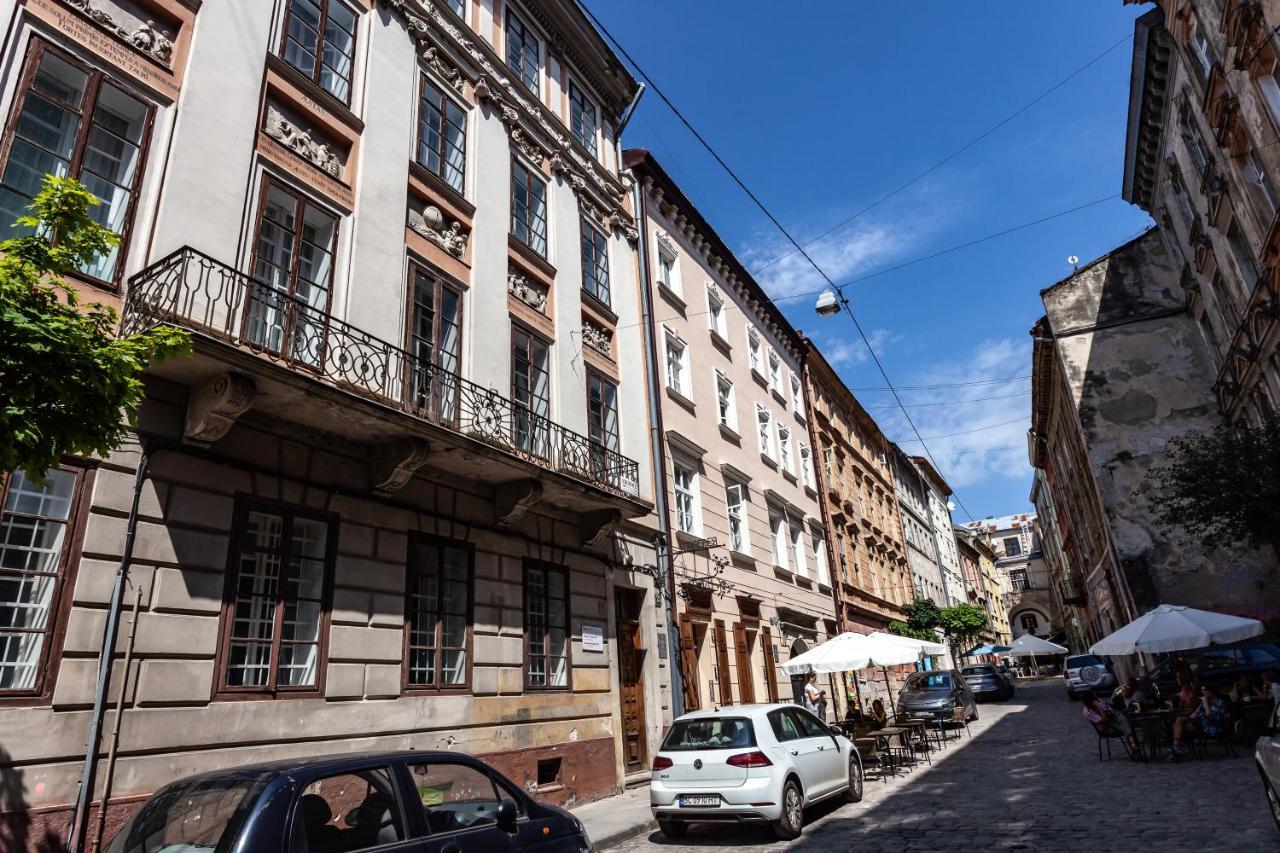 Four Bedrooms Apartment In The Heart Of Lviv Kültér fotó