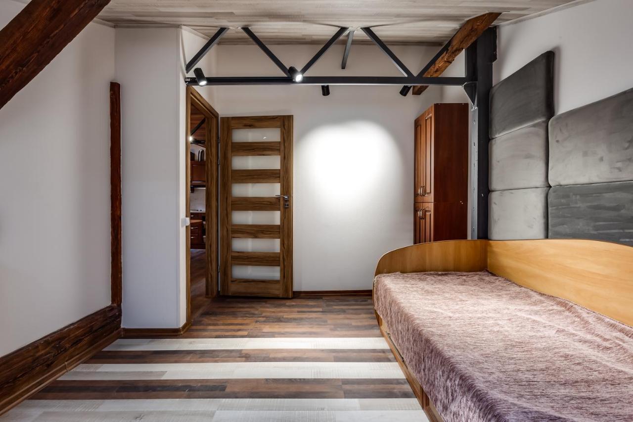 Four Bedrooms Apartment In The Heart Of Lviv Kültér fotó
