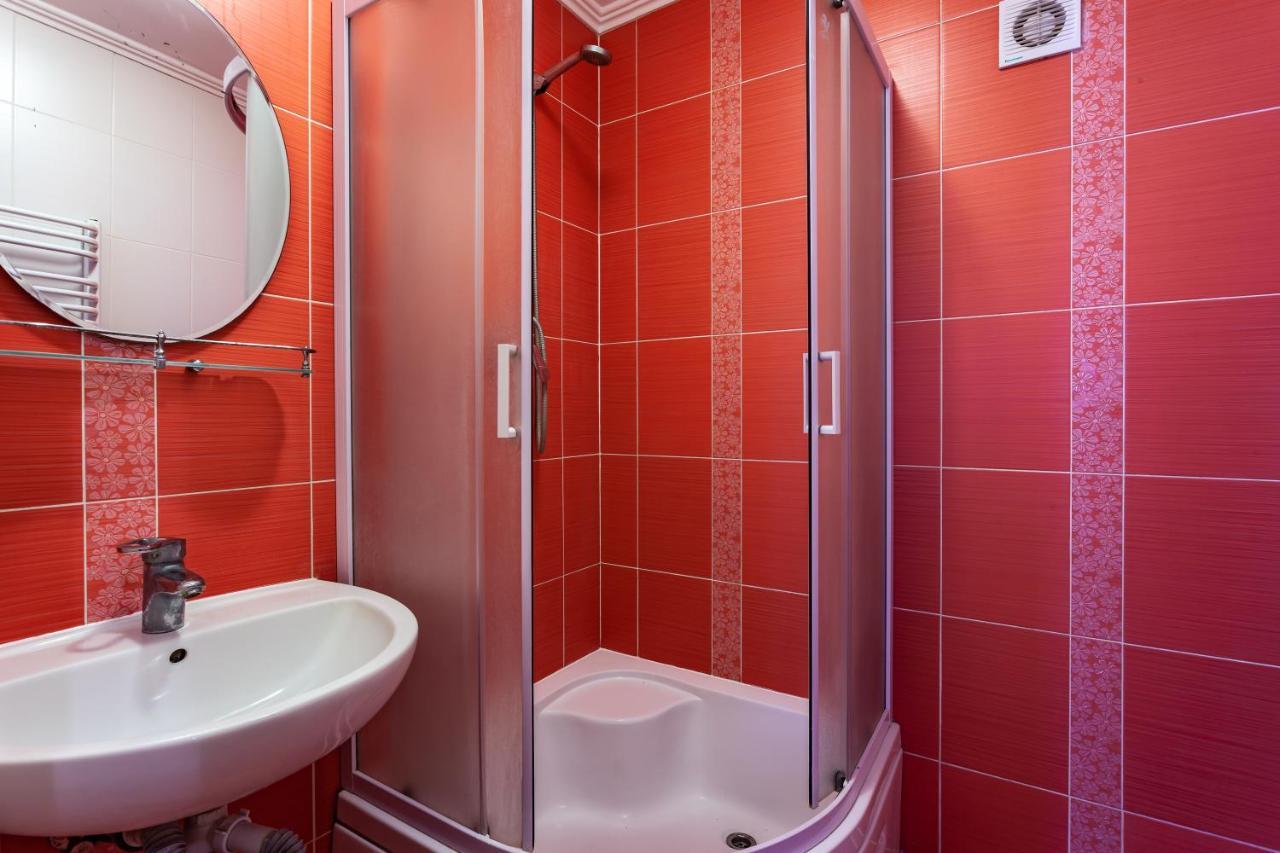 Four Bedrooms Apartment In The Heart Of Lviv Kültér fotó